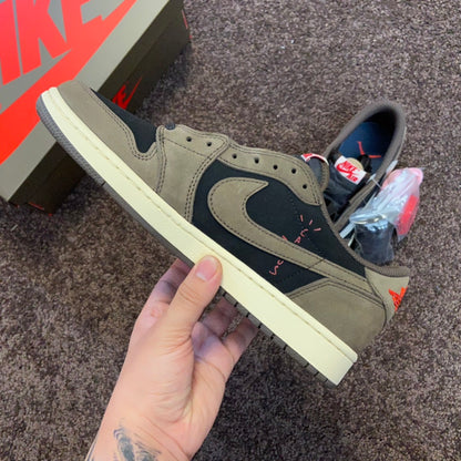 Travis Scott x Air Jordan 1 Low Retro SP Dark Mocha